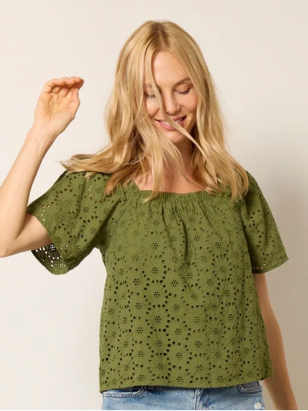 Evereve Hadley Eyelet Top L